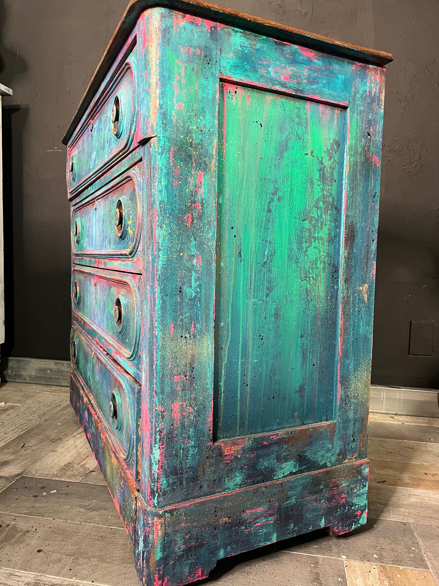 Vintage Hand Painted Drippy Patina 4 Drawer Dresser