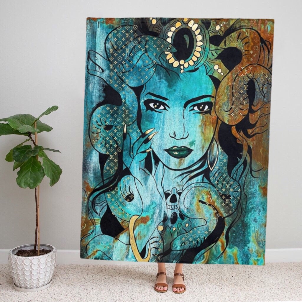 Medusa Velveteen Plush Blanket